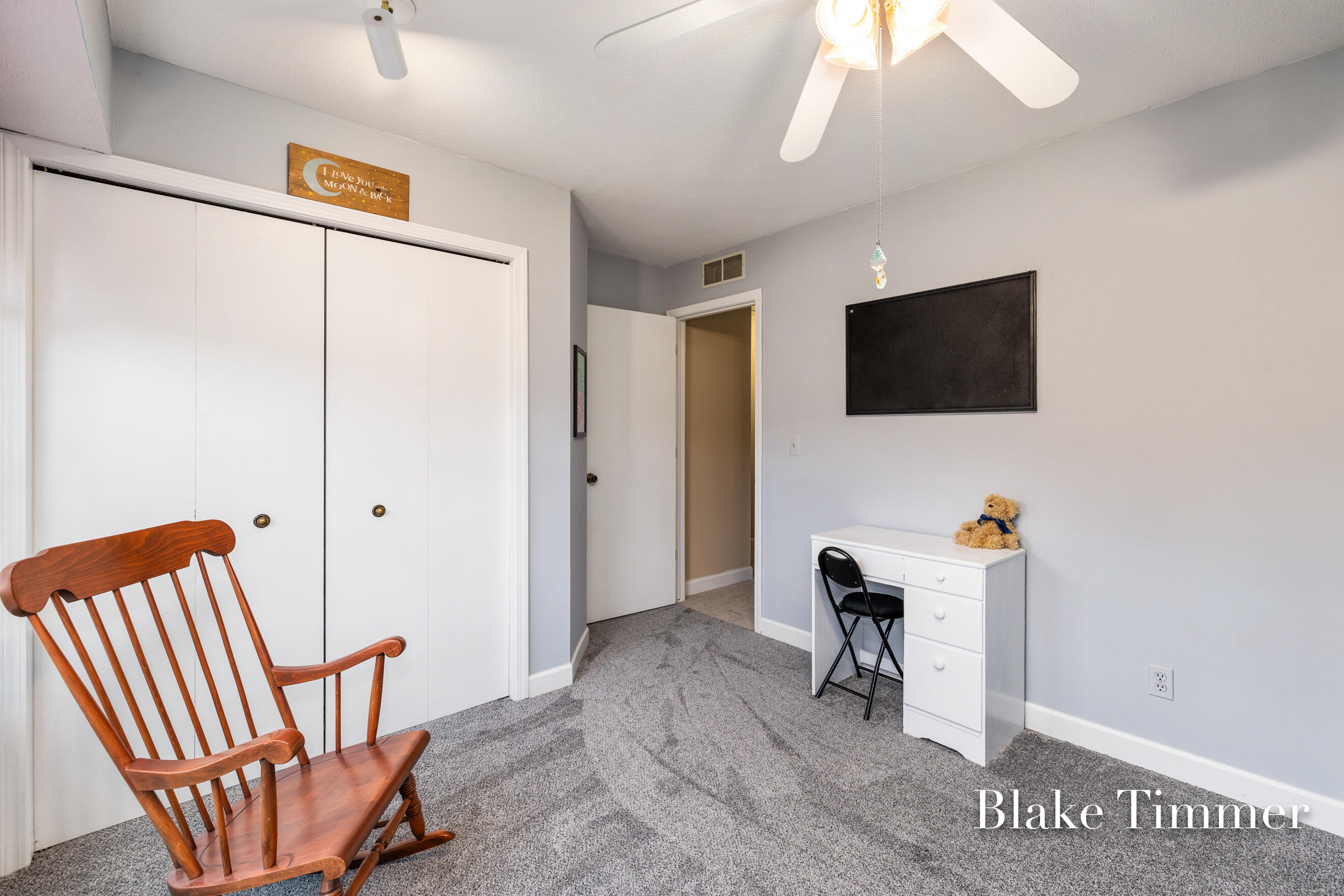 6025 Arroyo Vista Drive NE