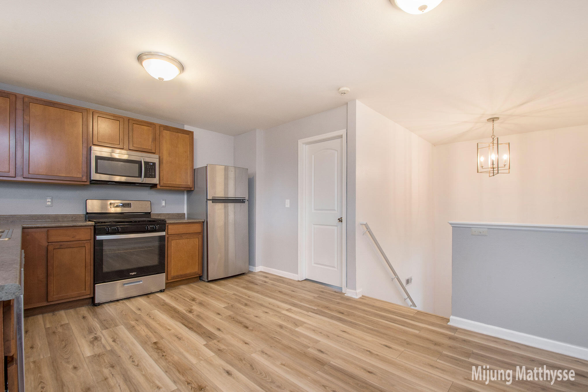 1850 Greenview Court