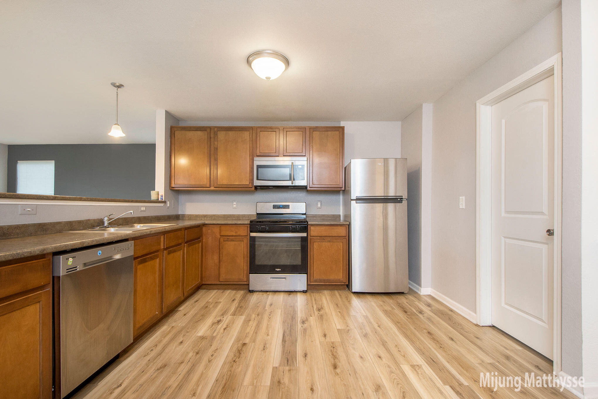 1850 Greenview Court