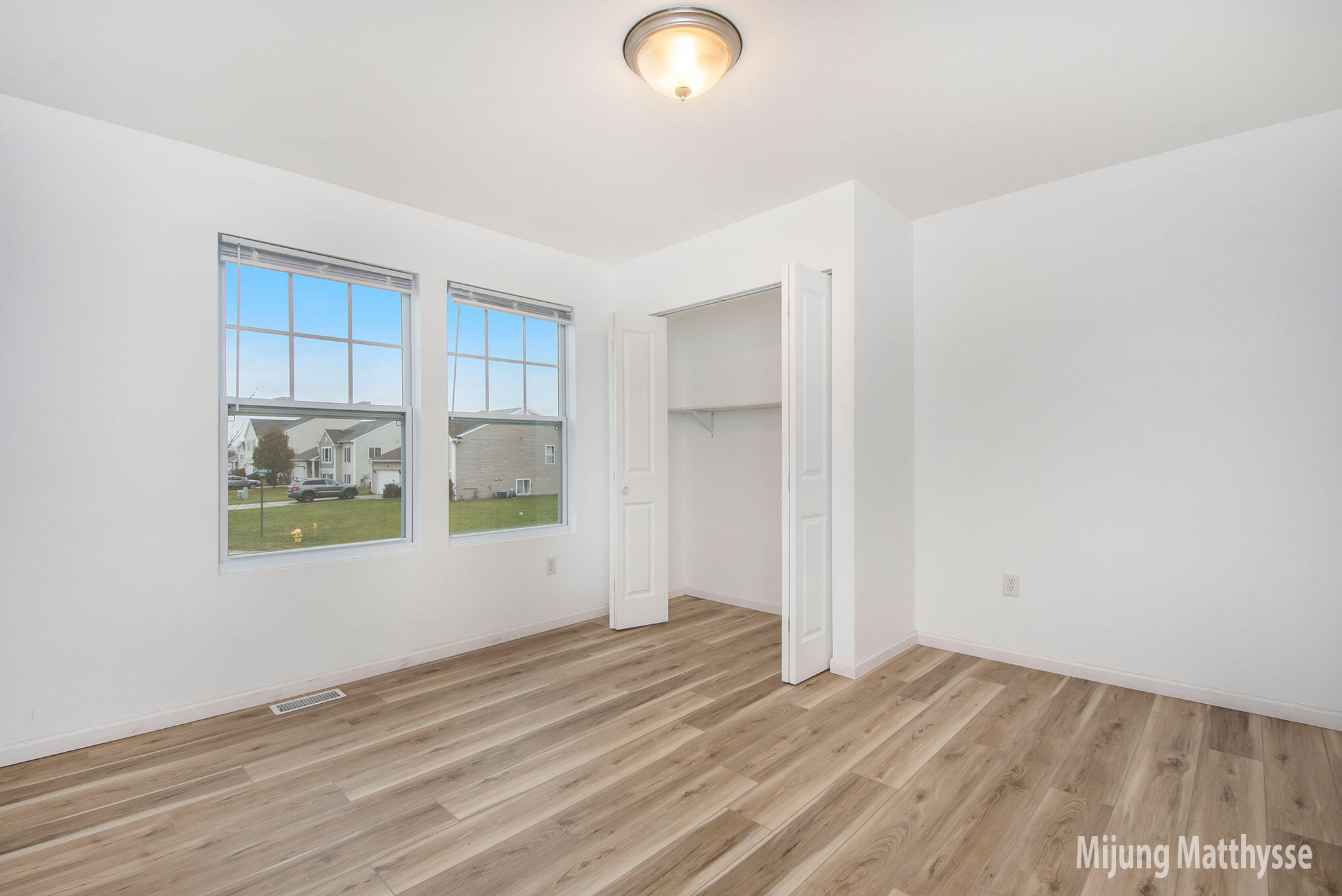 1850 Greenview Court