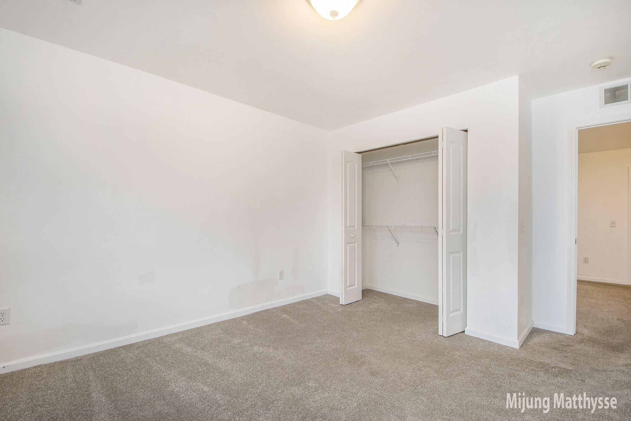 1850 Greenview Court