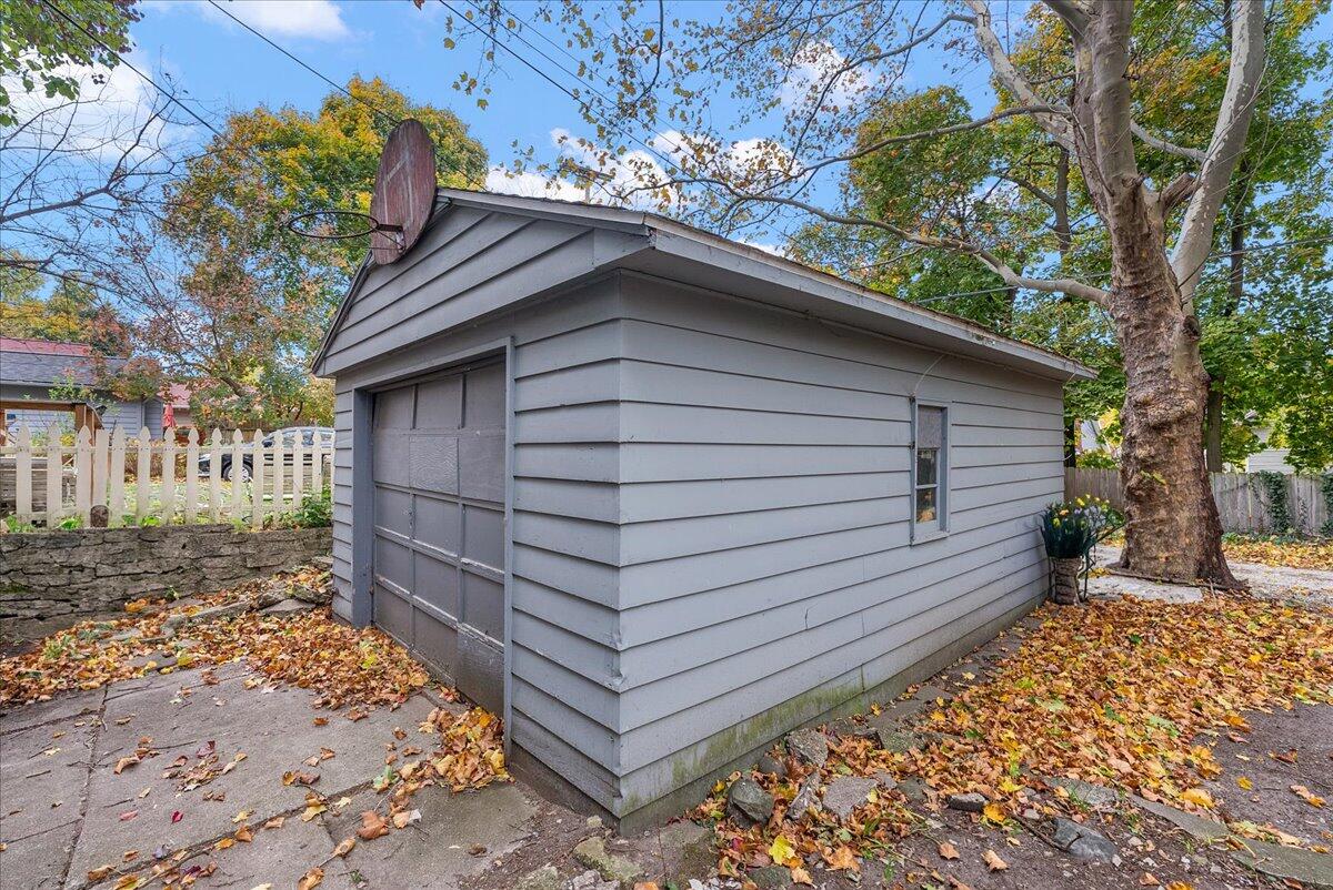 41 Benjamin Avenue SE
