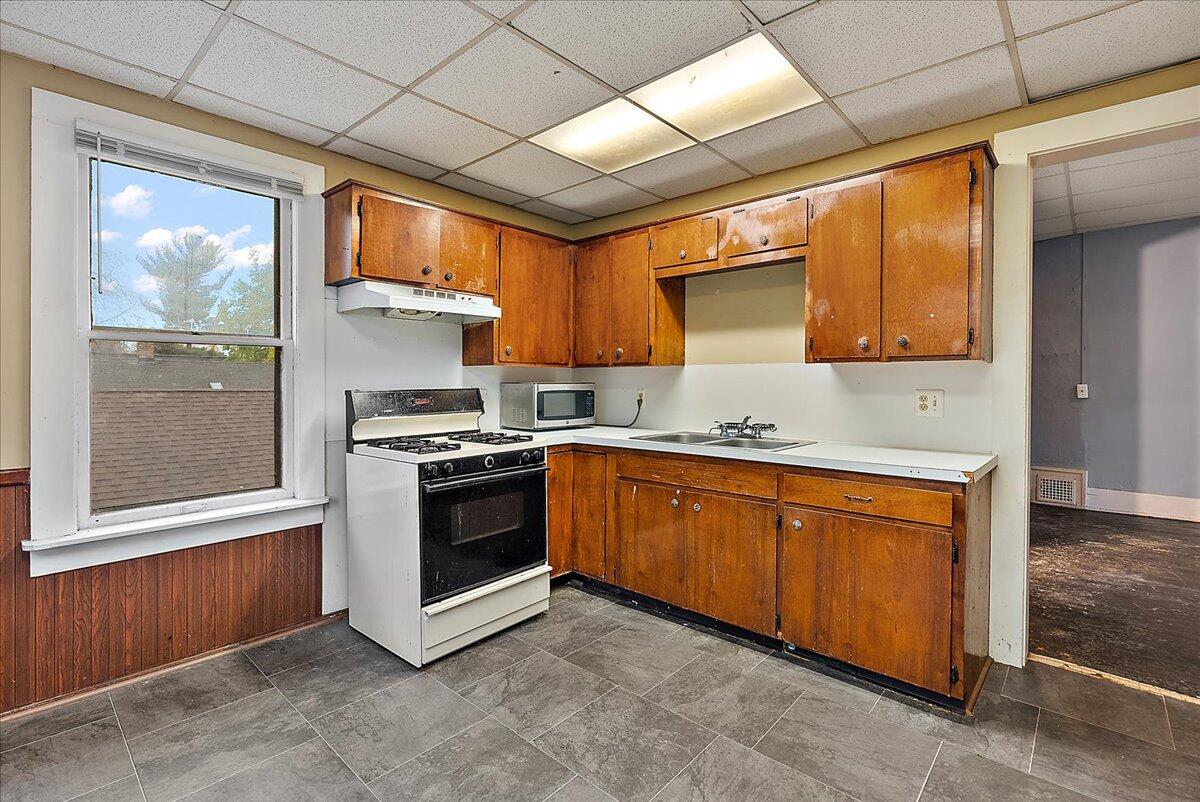 41 Benjamin Avenue SE