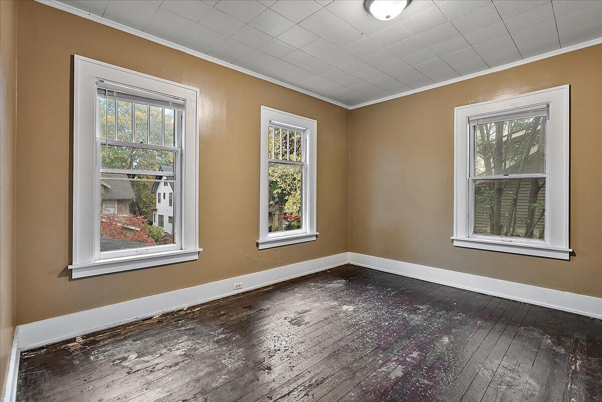 41 Benjamin Avenue SE