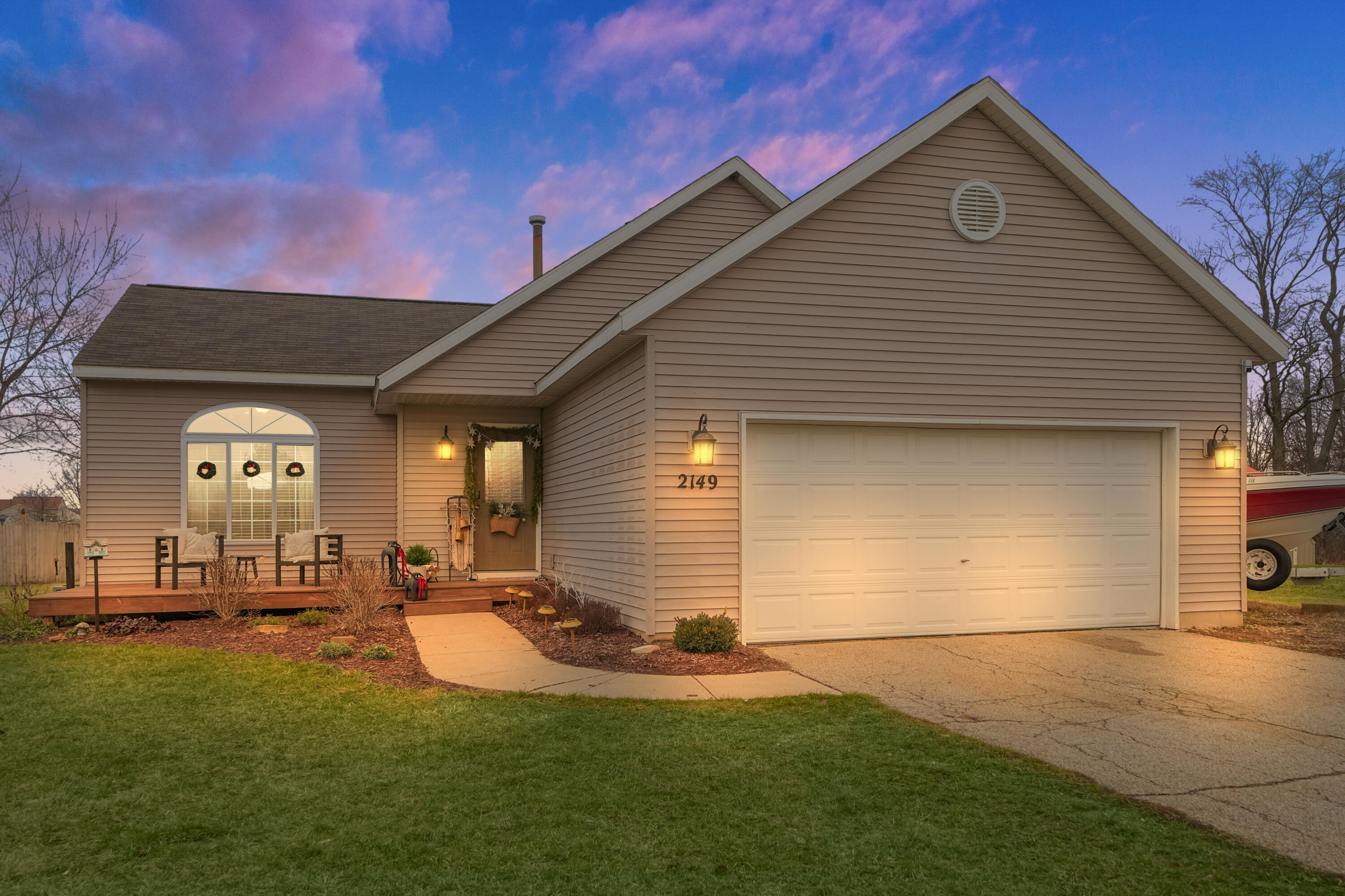 2149 Antler Court NE