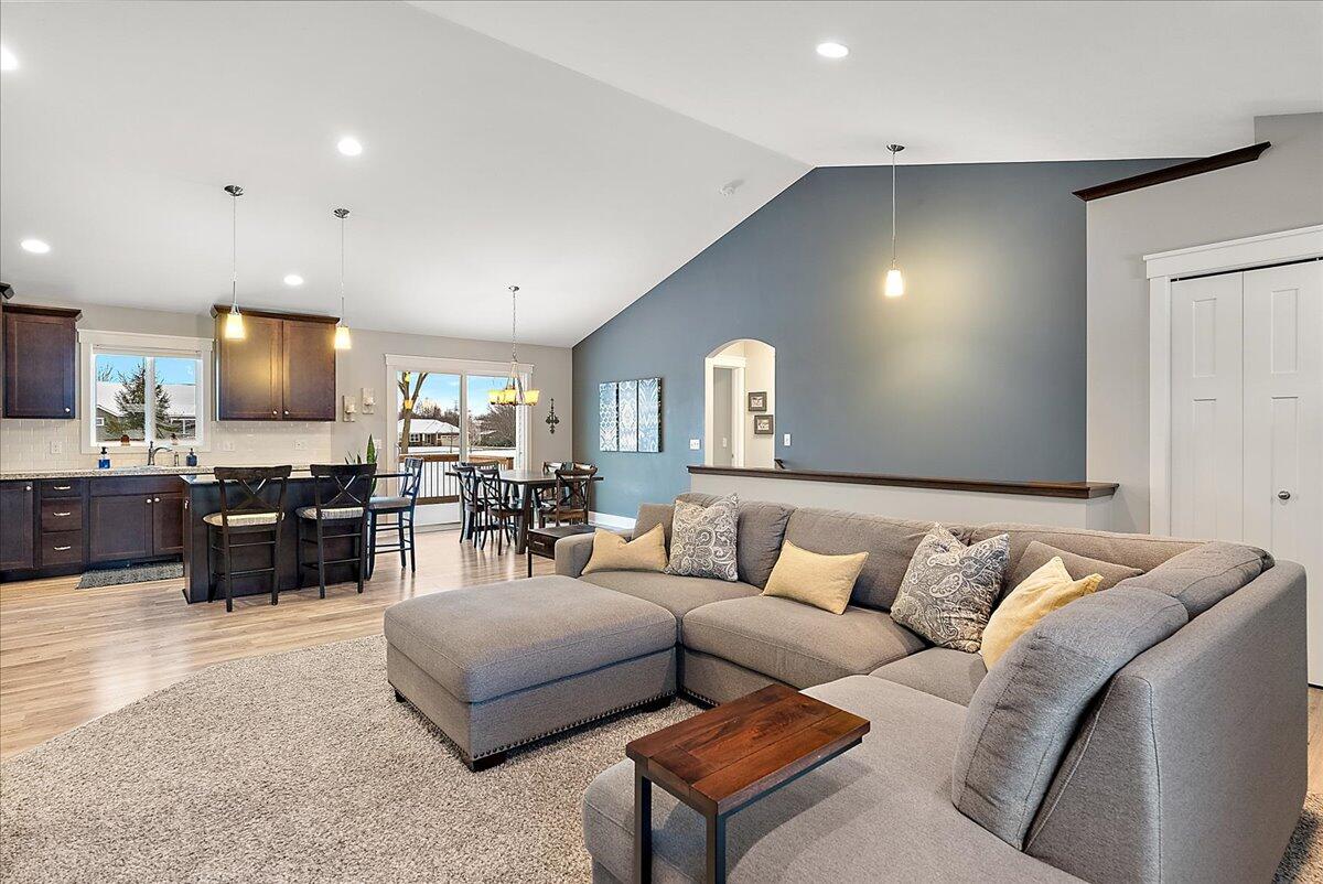 3477 Oakland Hills Court