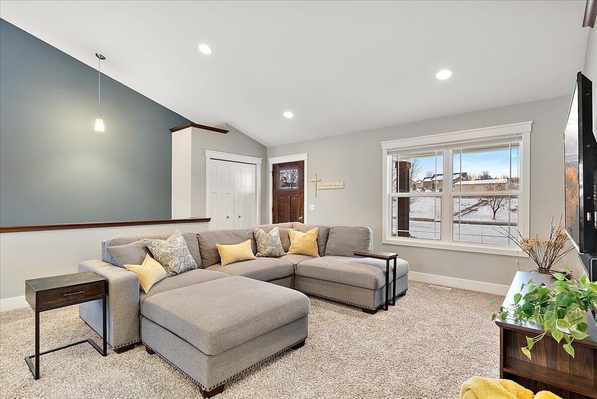3477 Oakland Hills Court