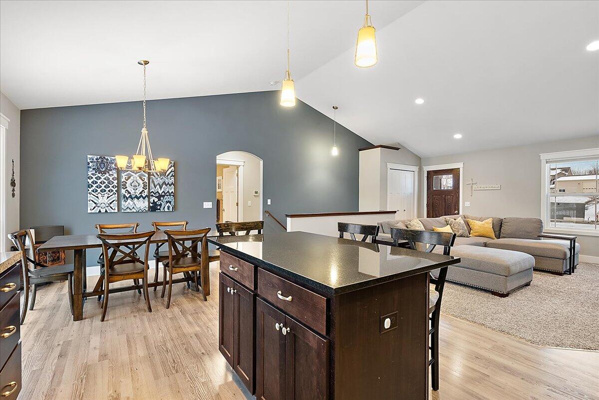 3477 Oakland Hills Court