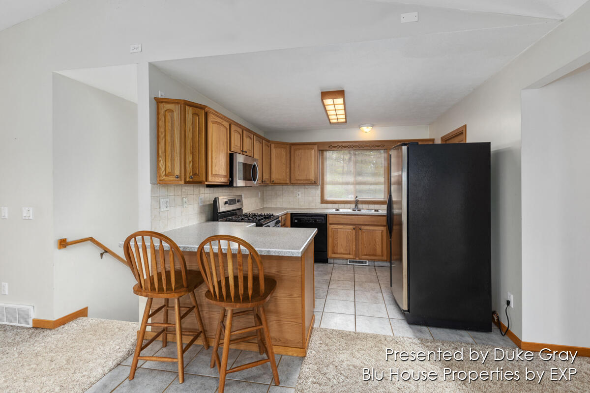 2739 N Marble Road