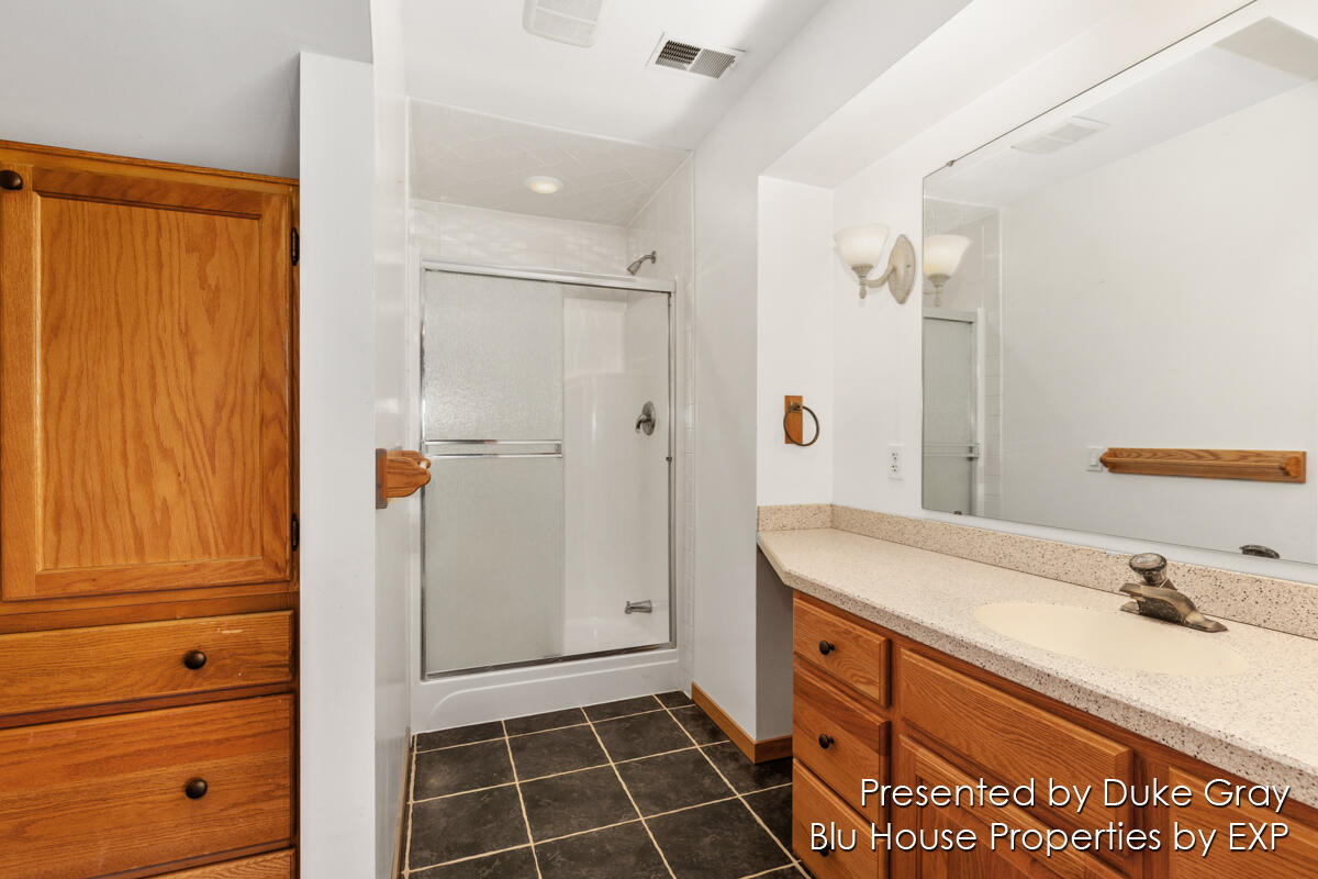 2739 N Marble Road