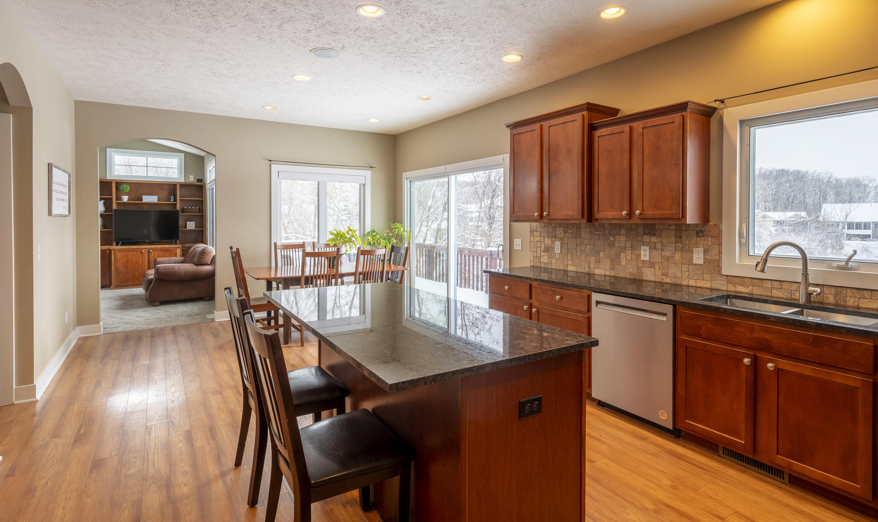 3865 Jasper Court