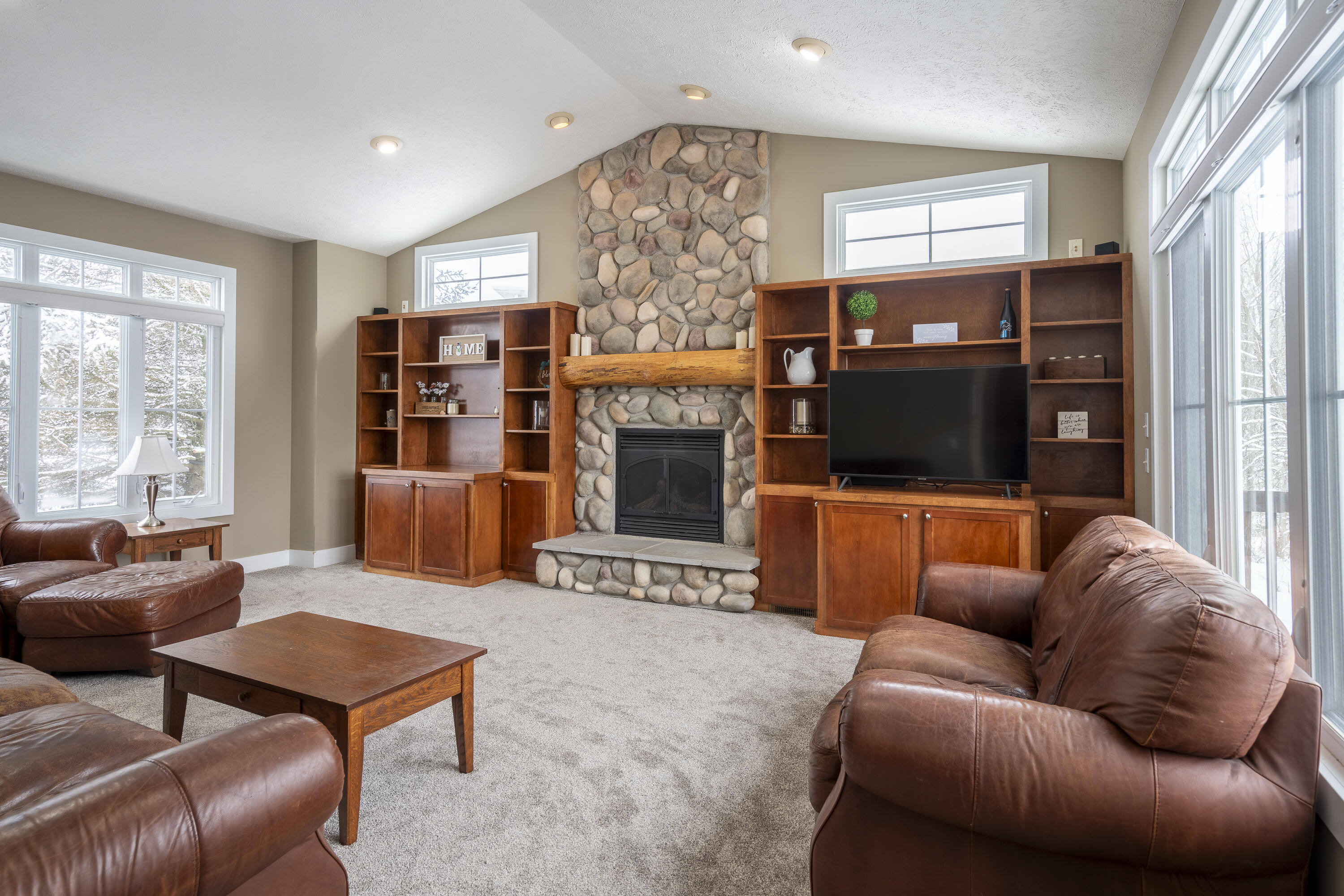 3865 Jasper Court