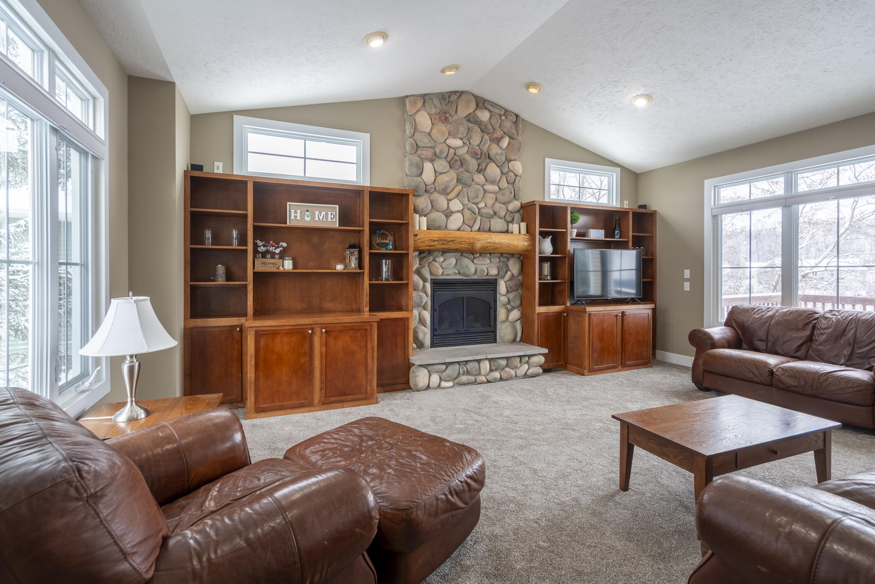 3865 Jasper Court