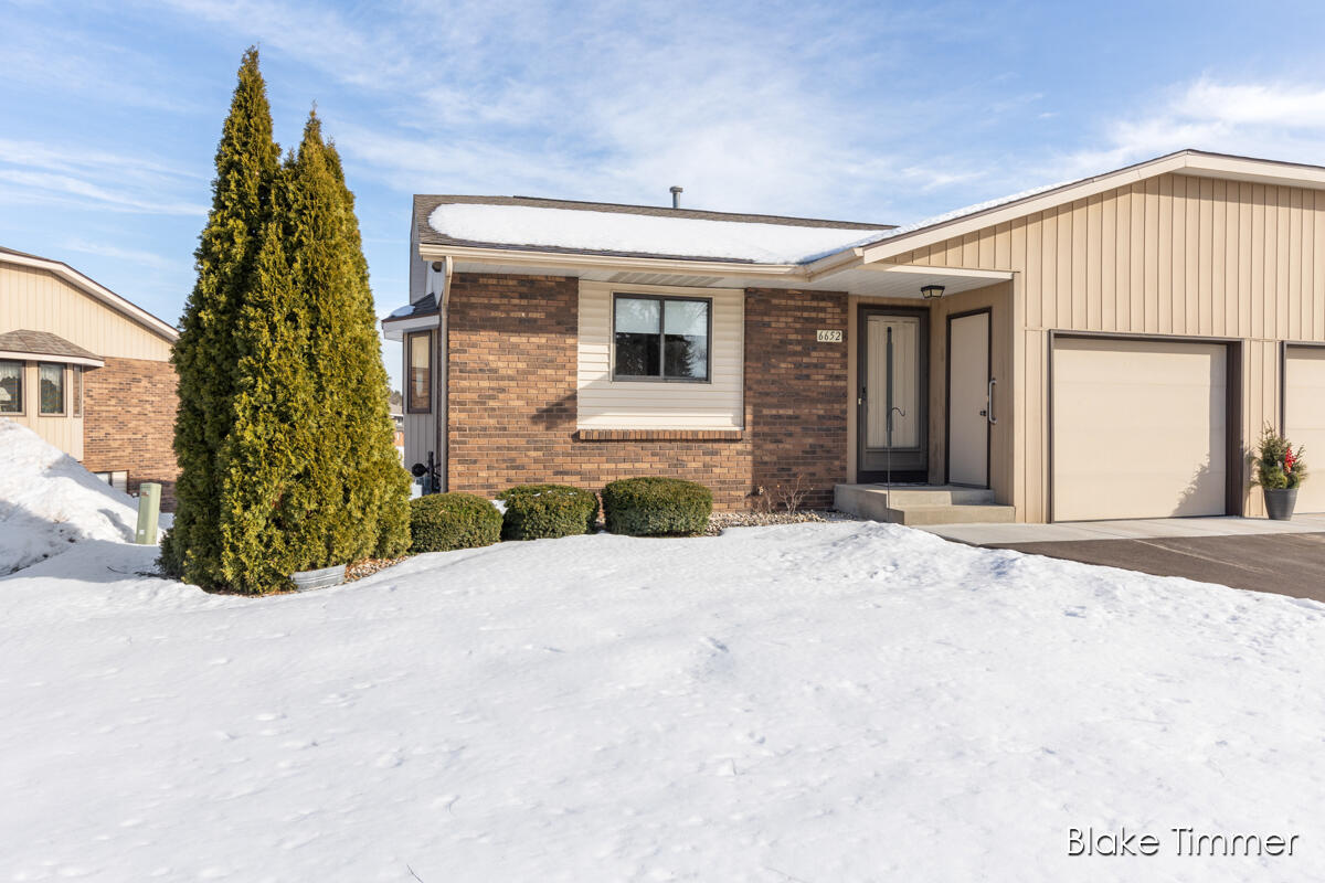 6652 Waterbury Lane