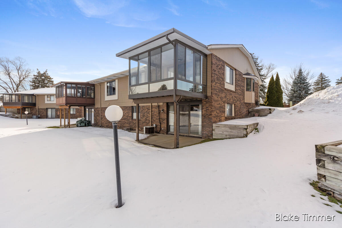 6652 Waterbury Lane