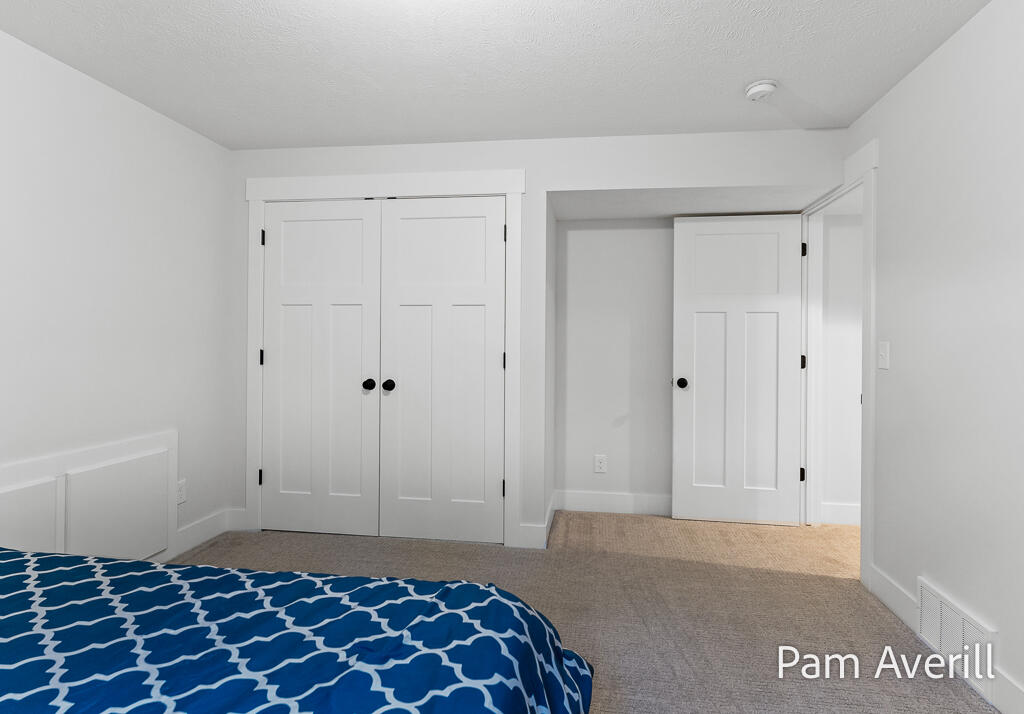 2519 Hickorynut Trail