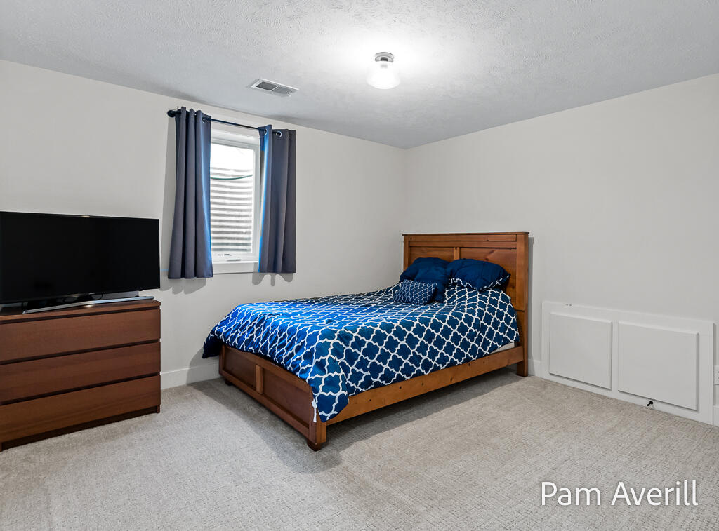 2519 Hickorynut Trail