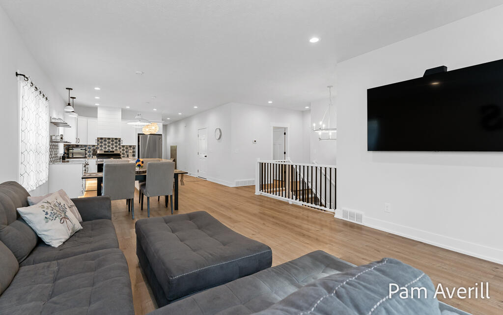 2519 Hickorynut Trail