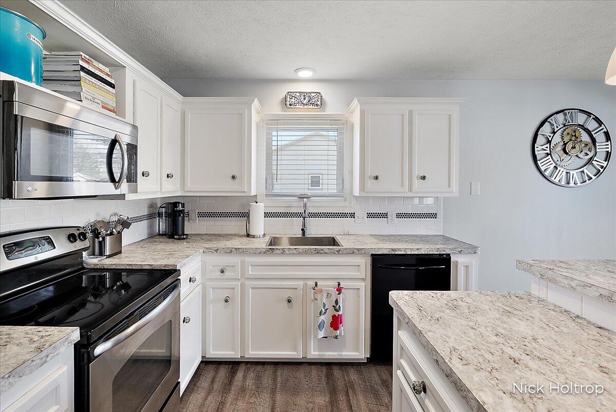 2531 Olde Farm Drive