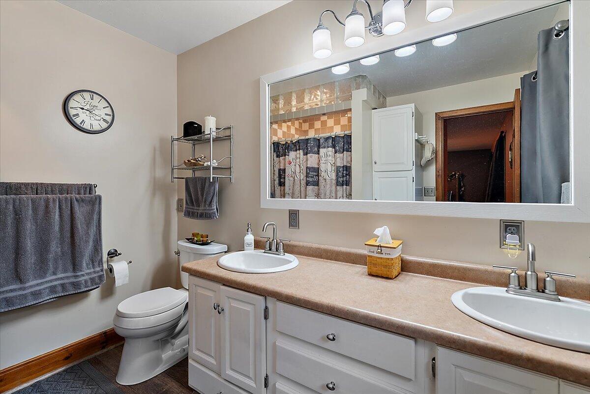 16621 Evergreen Hills Drive