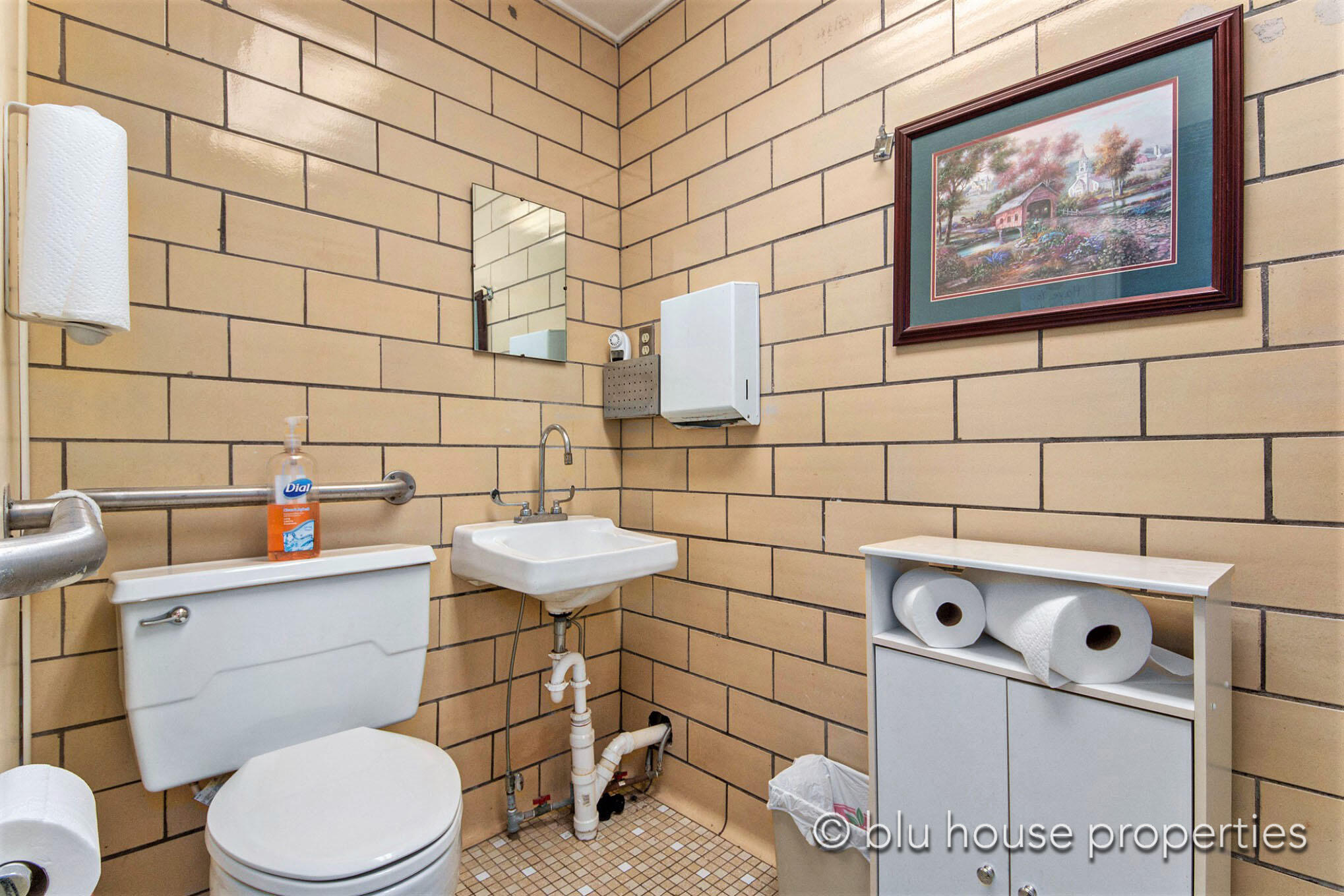 935 & 939 Fulton Street E