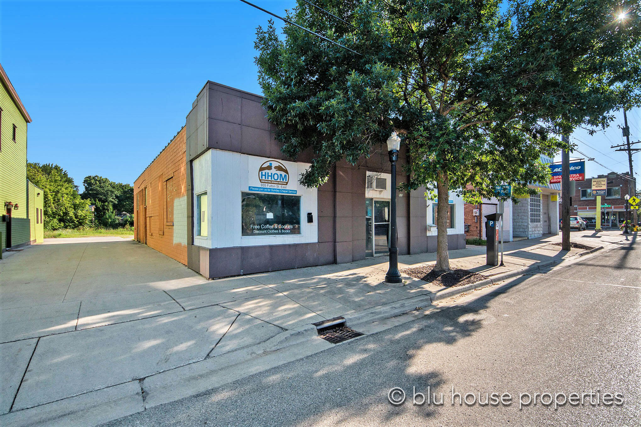 935 & 939 Fulton Street E