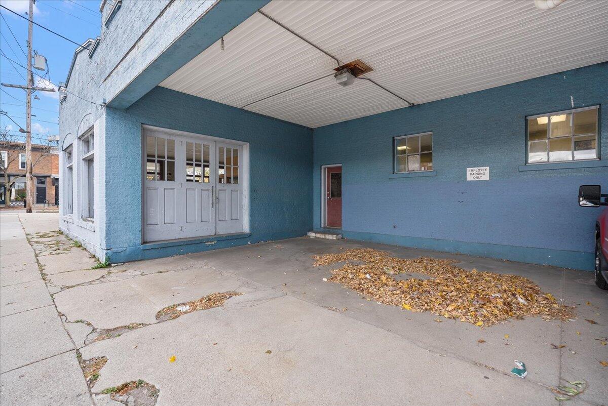 935 & 939 Fulton Street E
