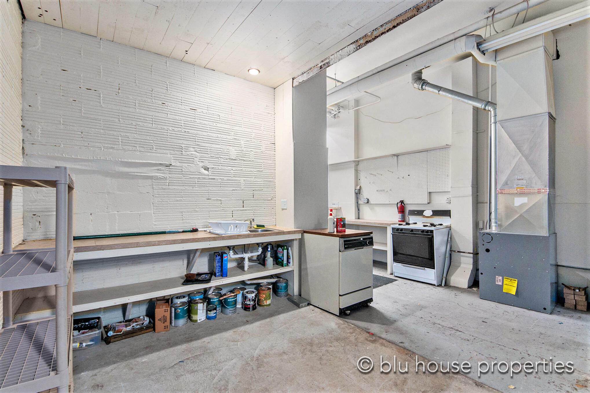 935 & 939 Fulton Street E