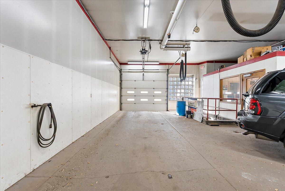 935 & 939 Fulton Street E