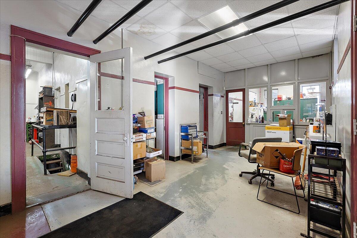 935 & 939 Fulton Street E