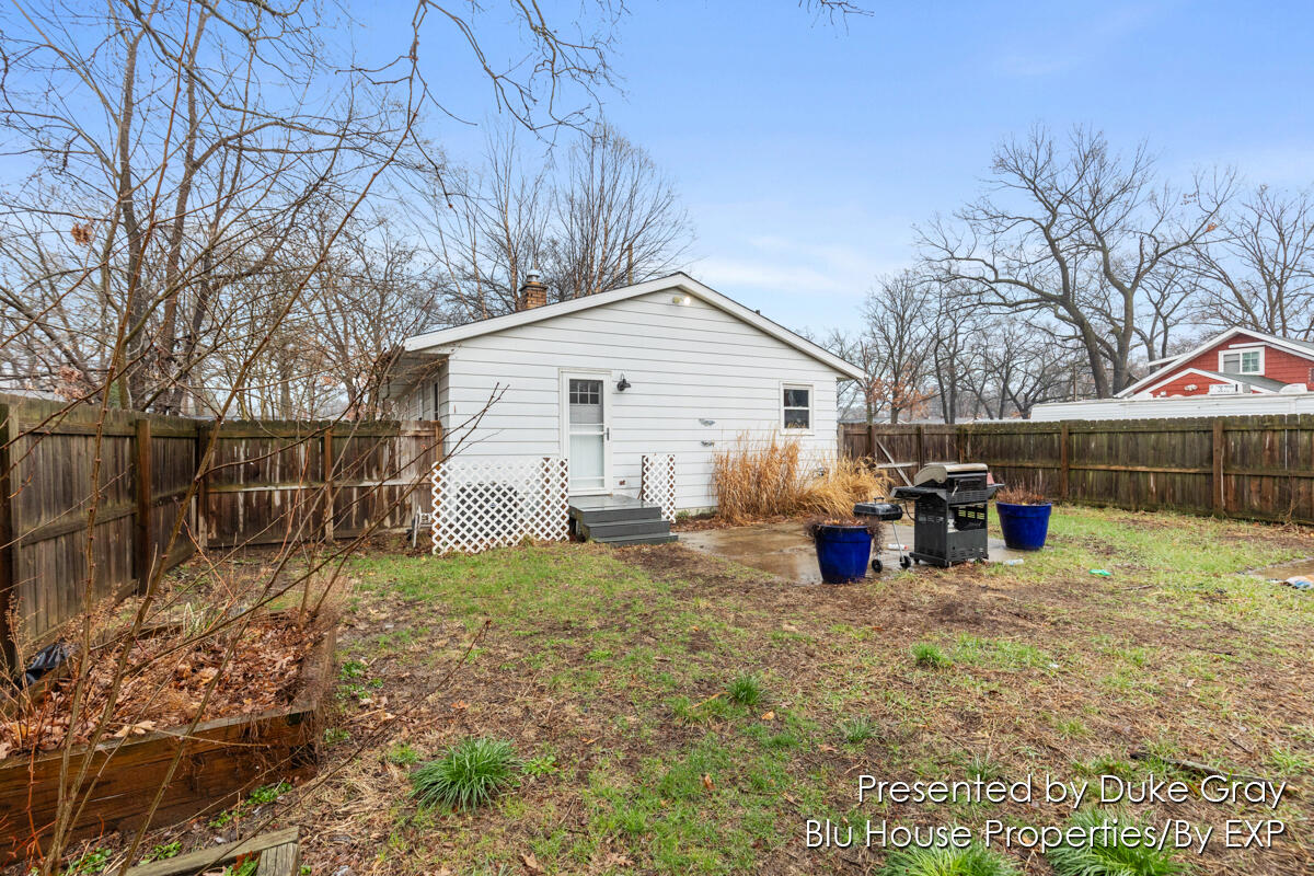 3813 Michael Avenue SW