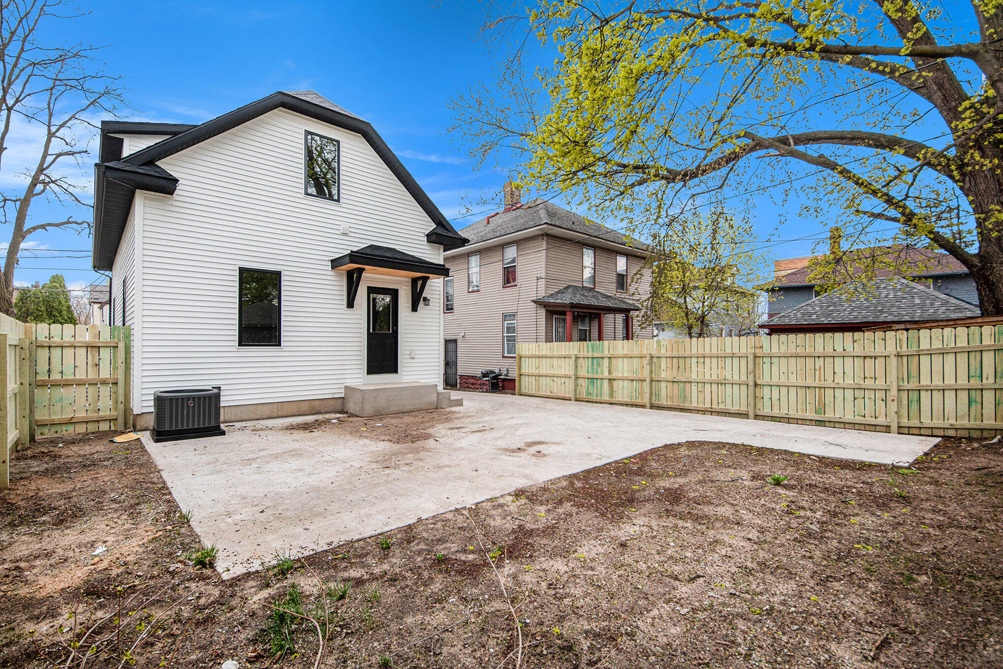 447 Martin Luther King Jr Street SE