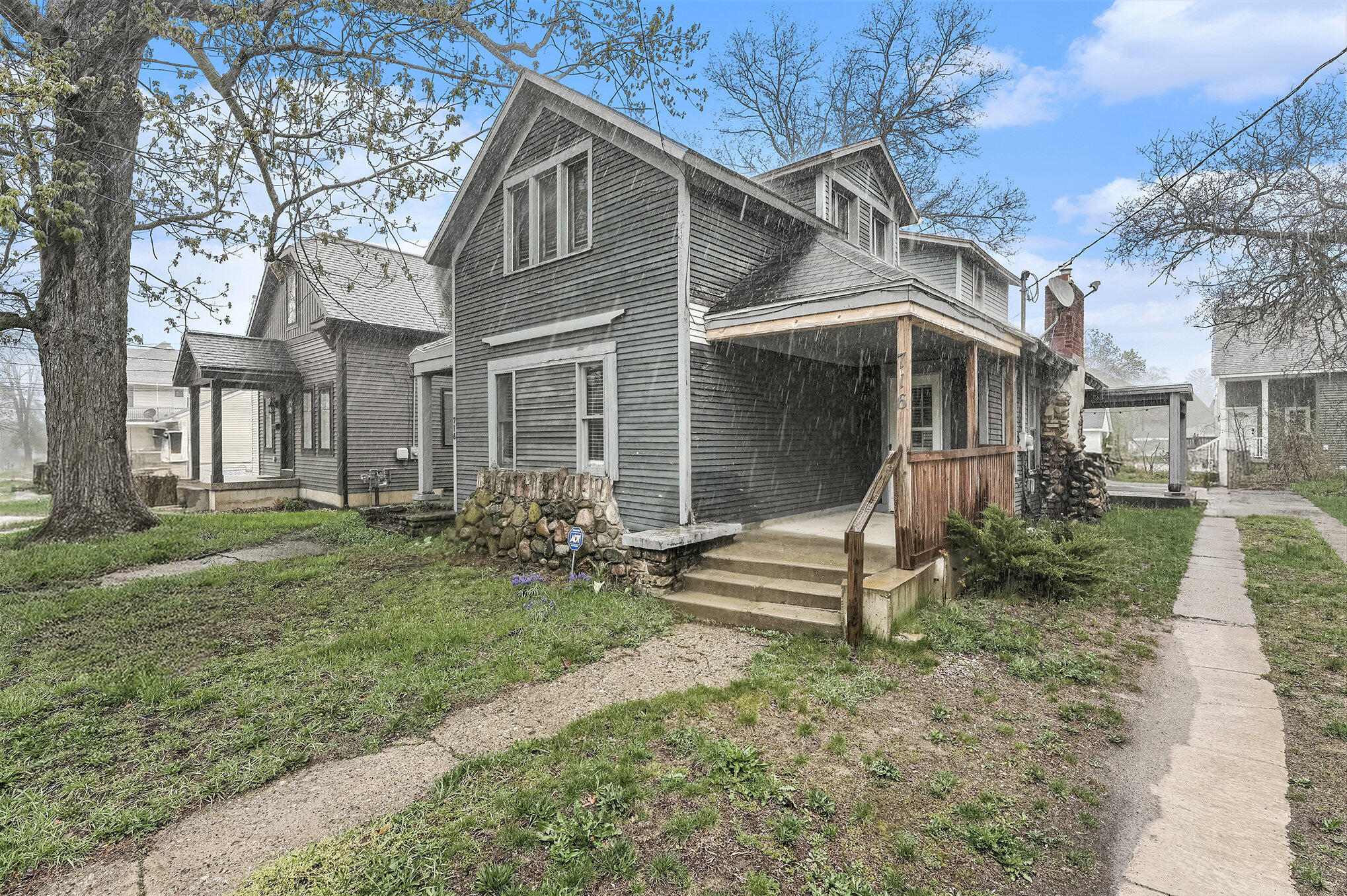 716 Henry Avenue SE