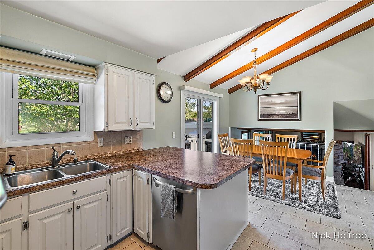 99 Sunnybrook Drive
