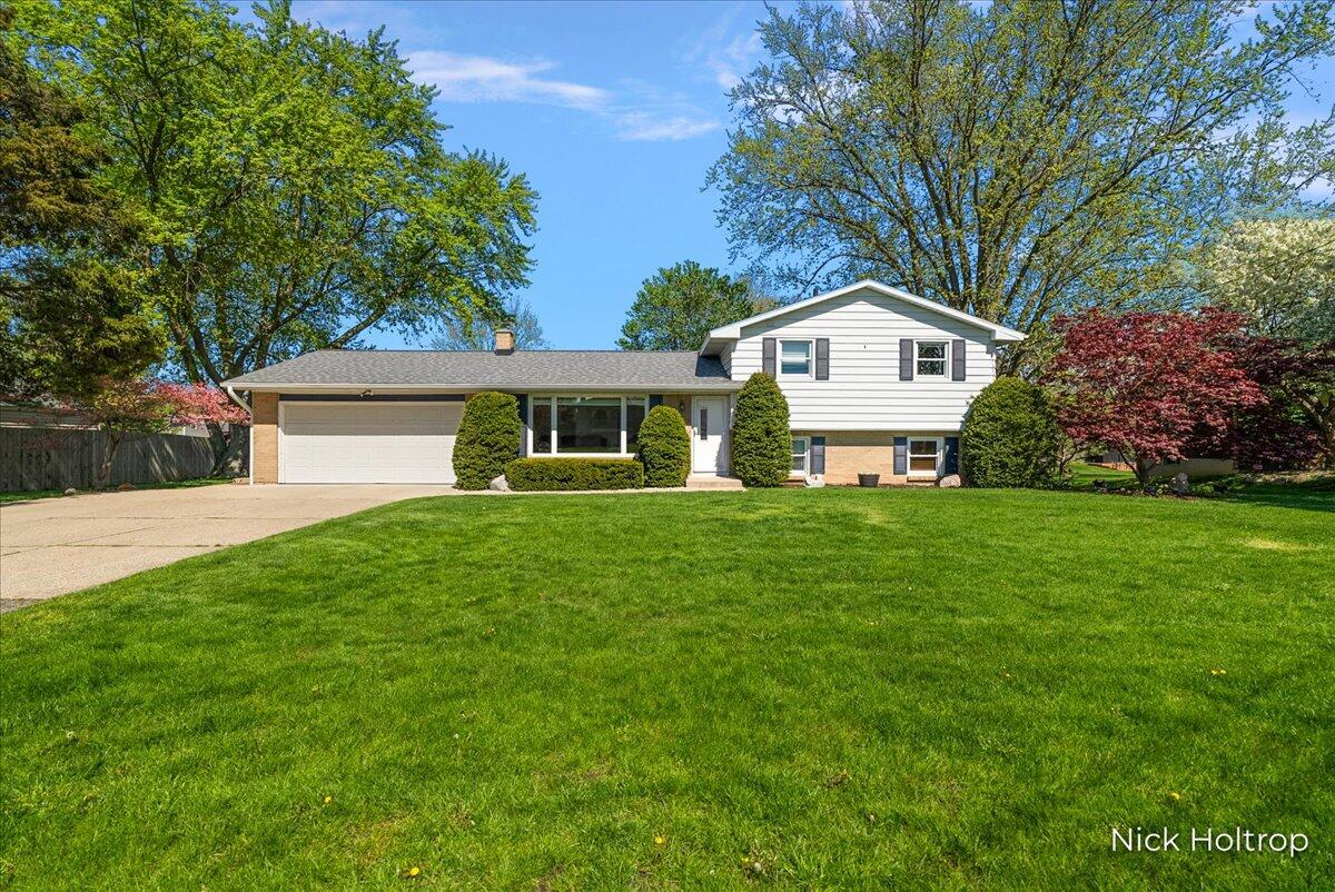 99 Sunnybrook Drive