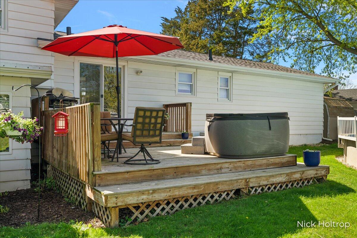 99 Sunnybrook Drive