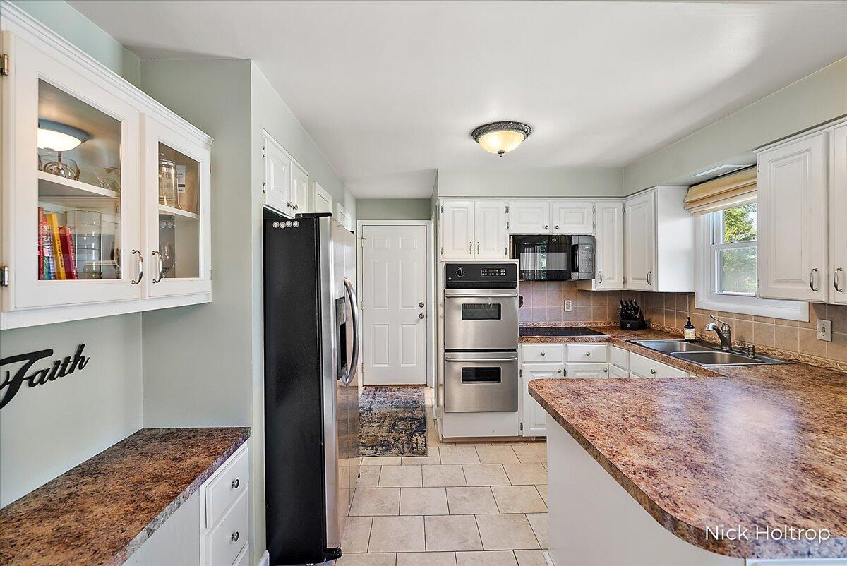 99 Sunnybrook Drive