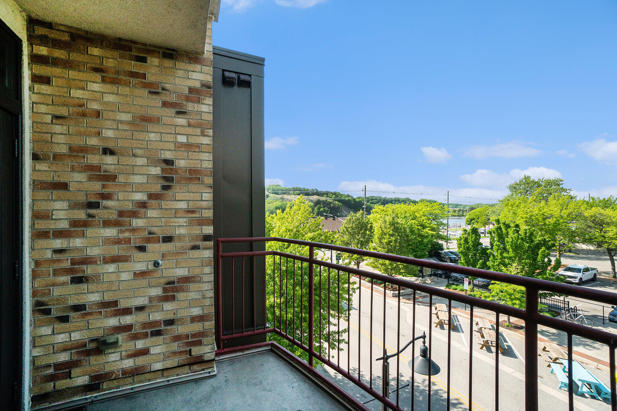 12 Washington Avenue 8