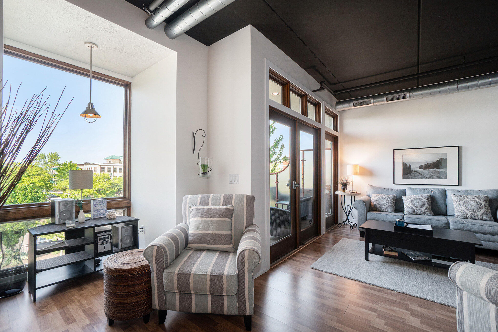 12 Washington Avenue 8
