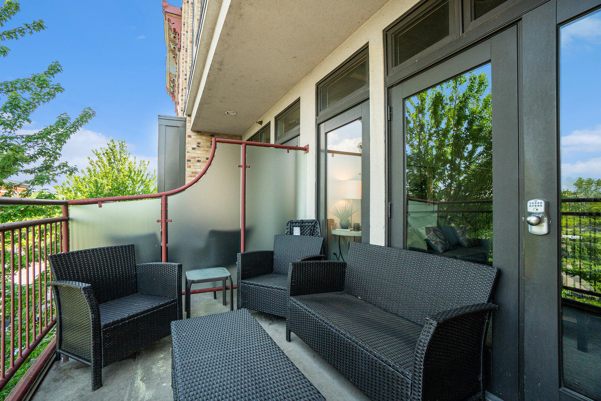 12 Washington Avenue 8