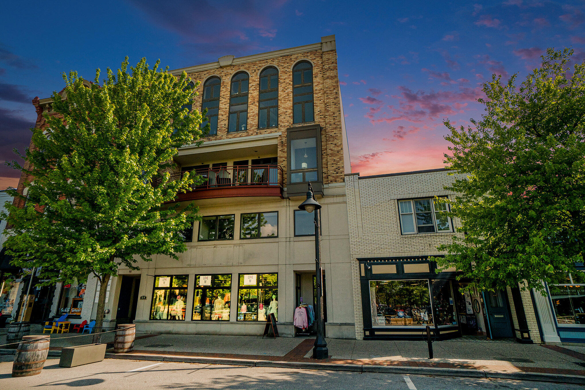 12 Washington Avenue 8
