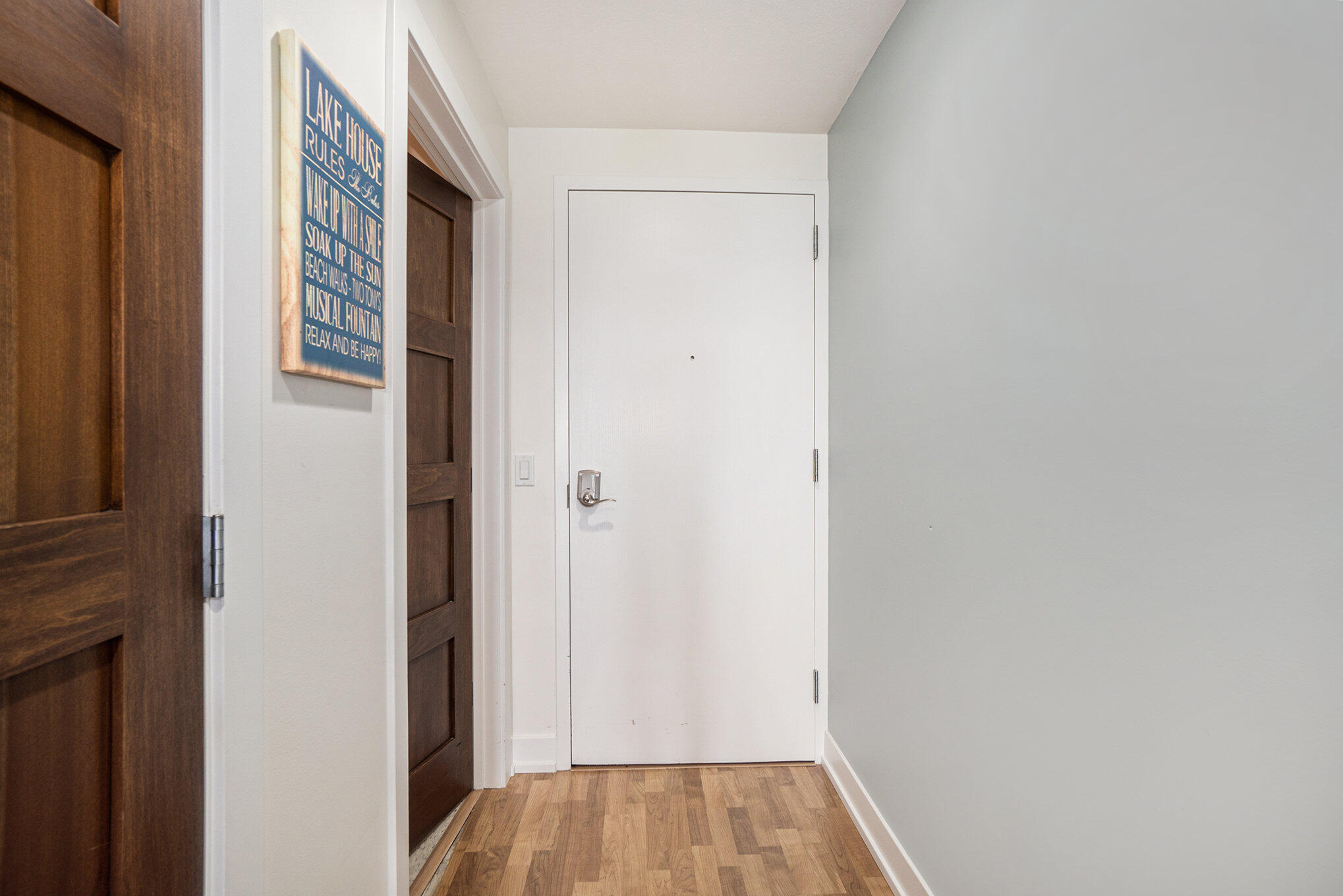 12 Washington Avenue 8