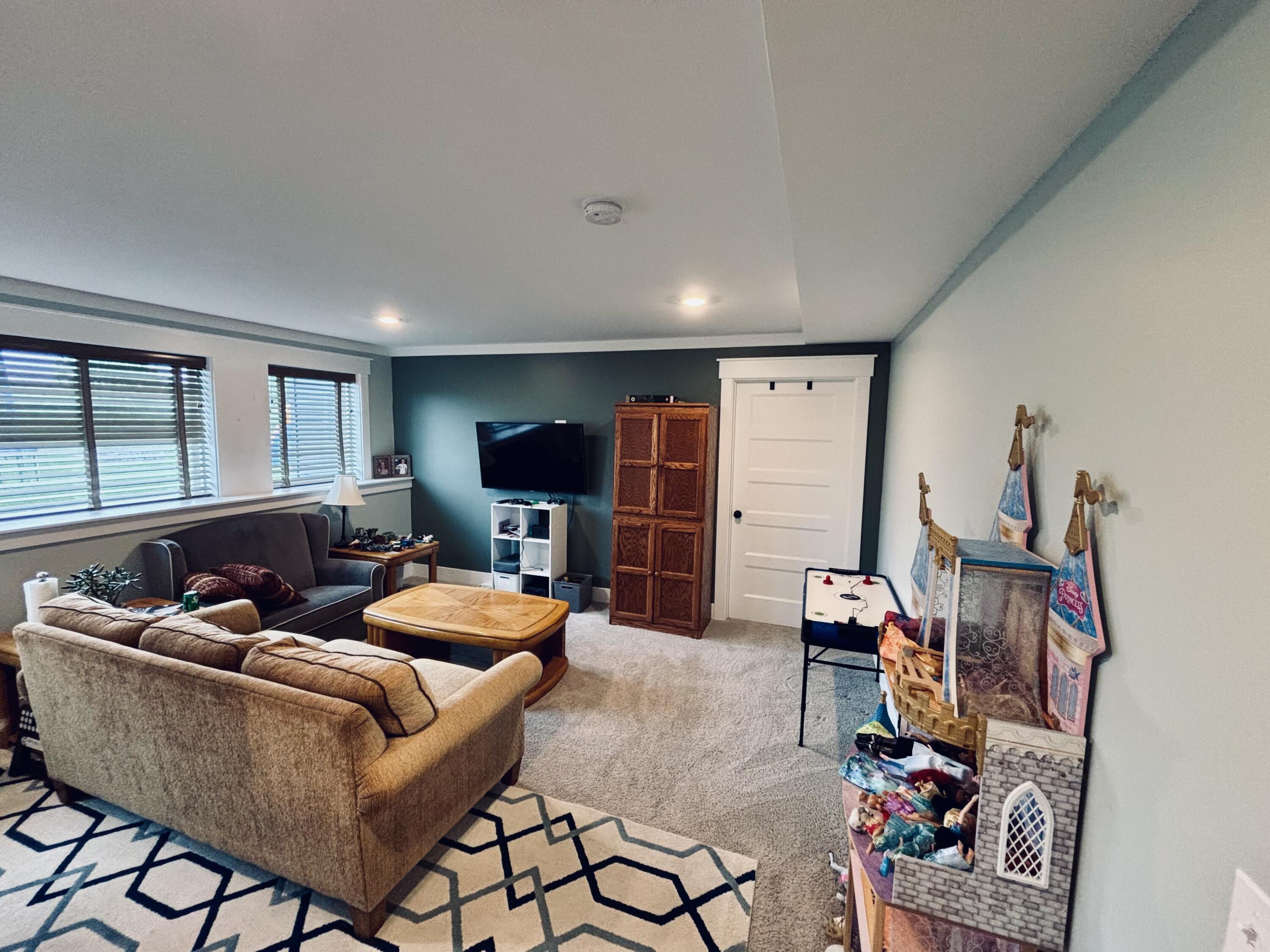 1692 Gloryfield Drive