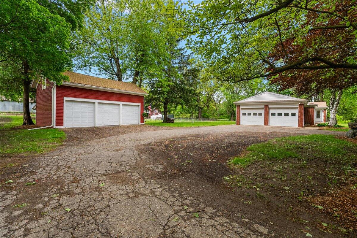 7630 Belding Road NE