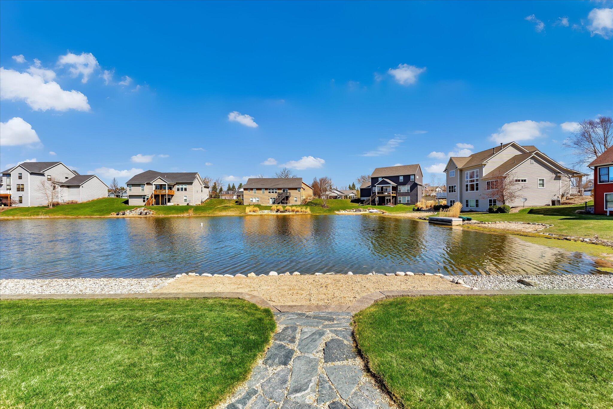 3055 Twin Lakes Drive