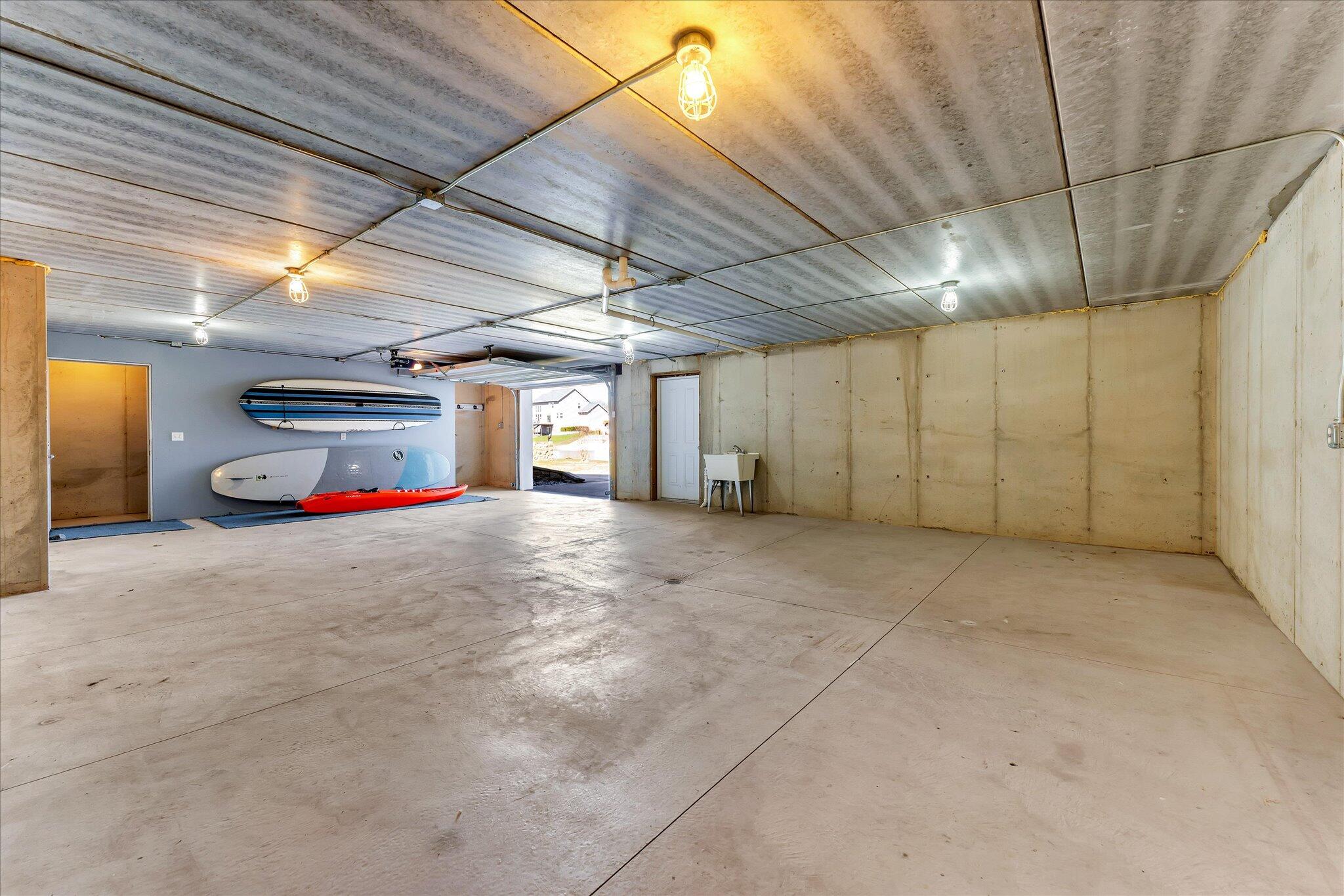 3055 Twin Lakes Drive
