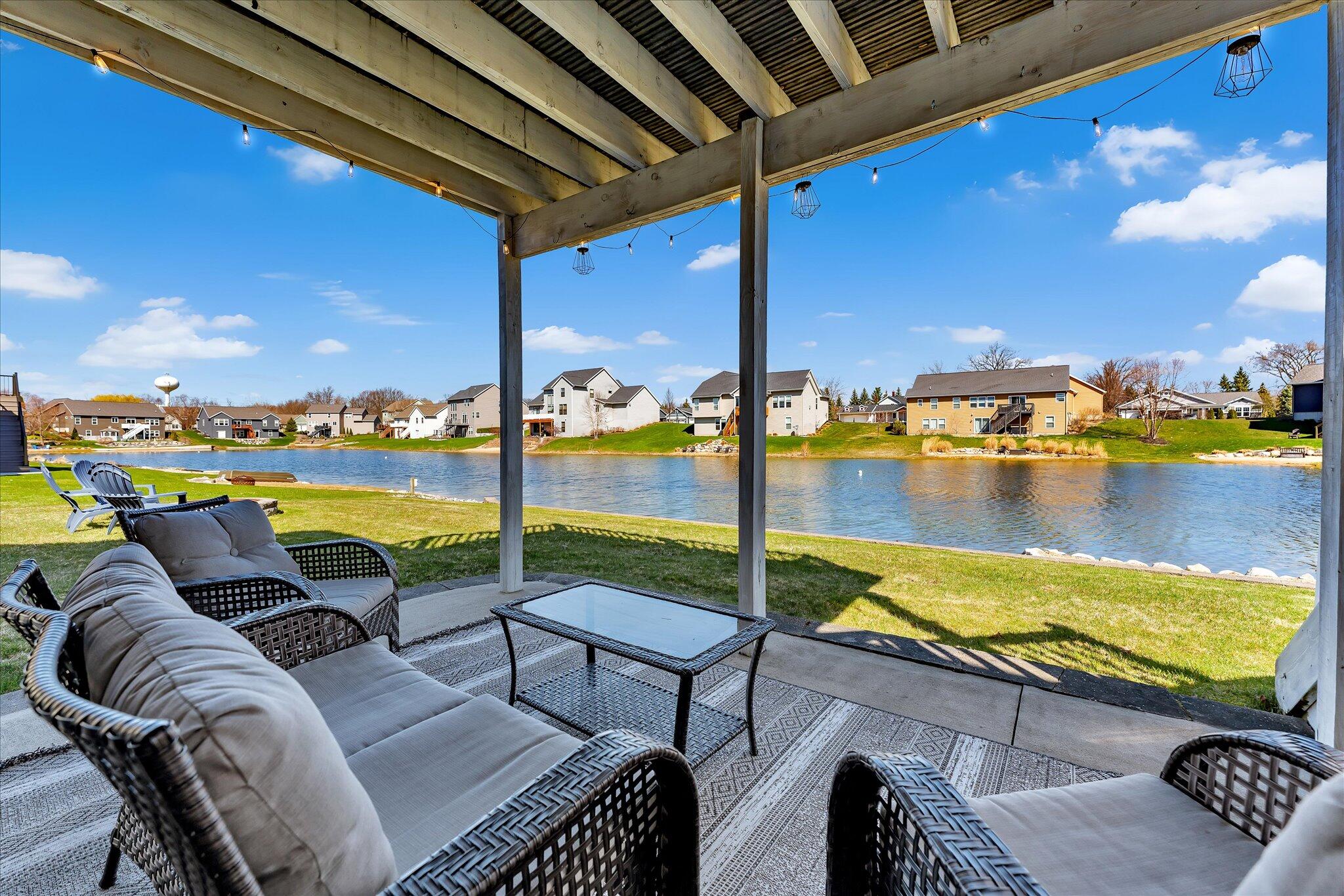 3055 Twin Lakes Drive