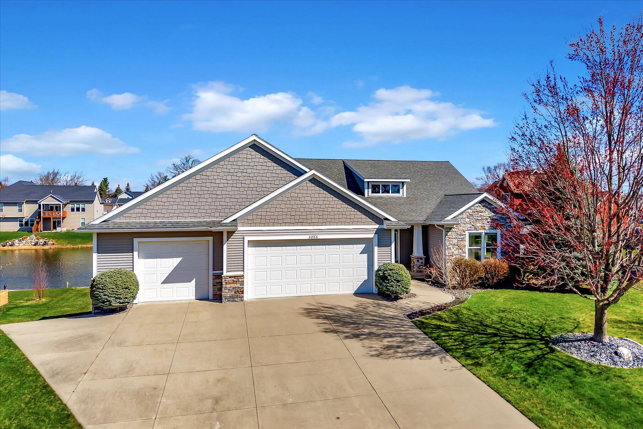 3055 Twin Lakes Drive