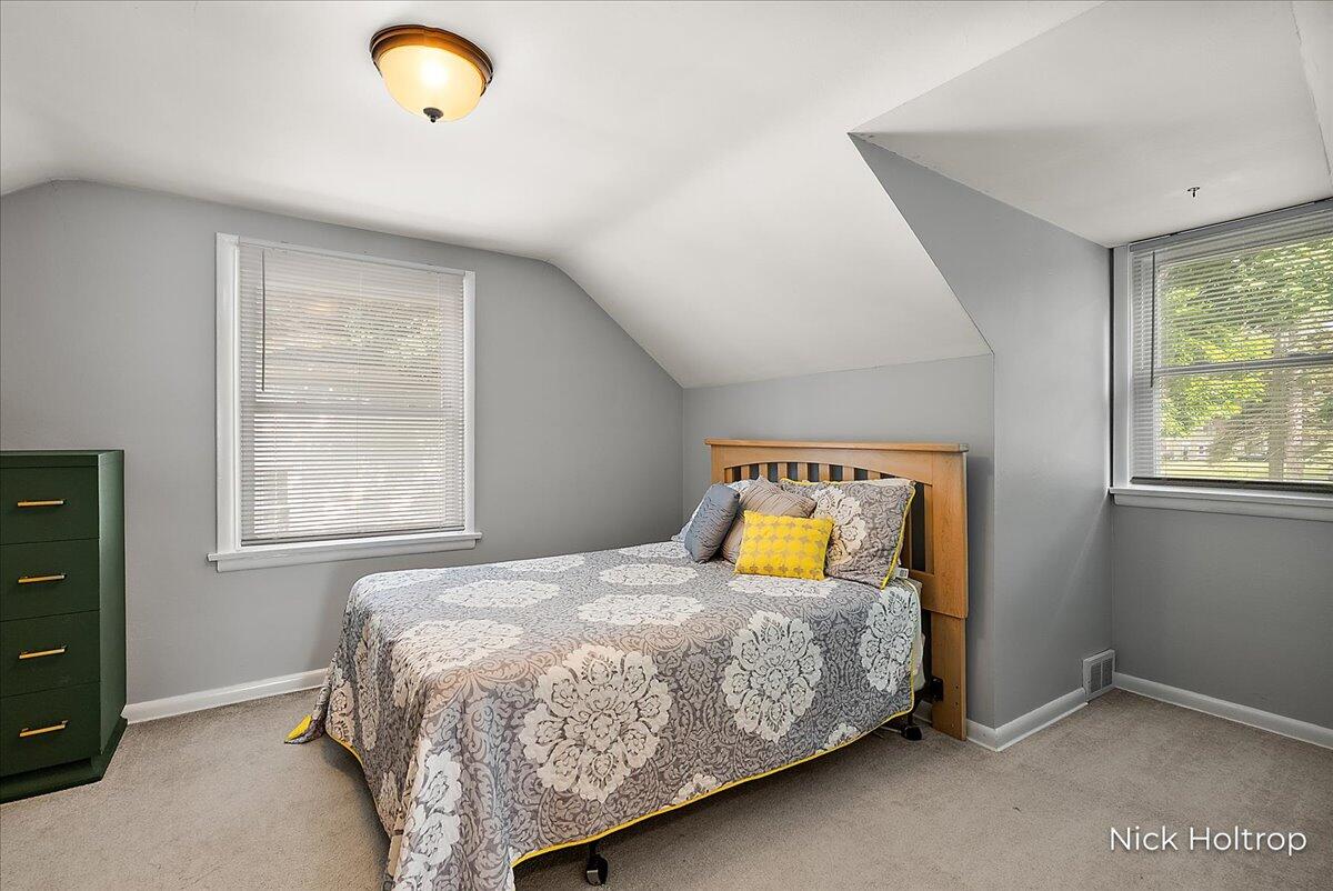 1525 Van Auken Street SE