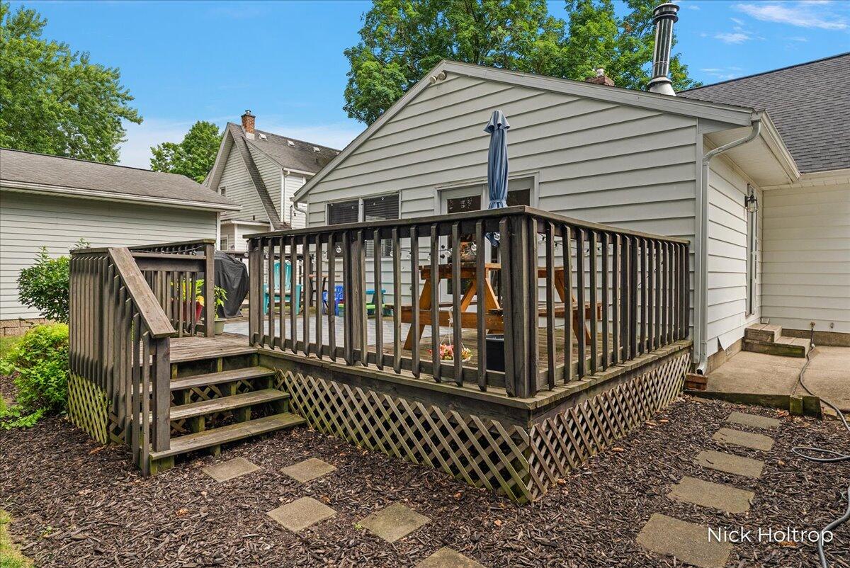1525 Van Auken Street SE